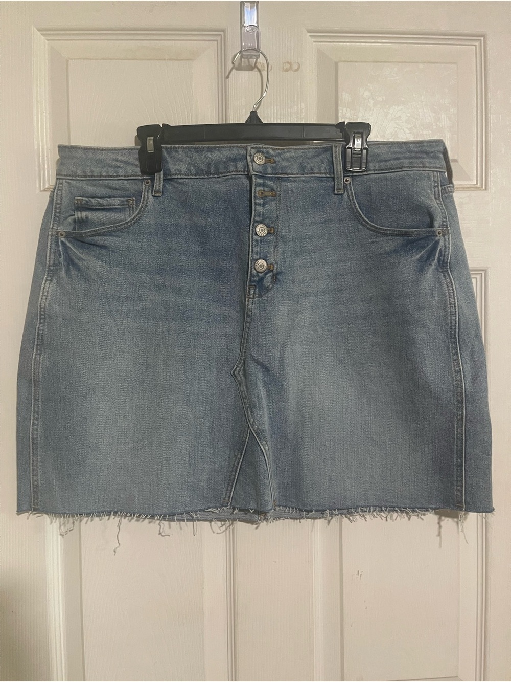 Old Navy Light Blue Denim Skirt with Contrast Waistband